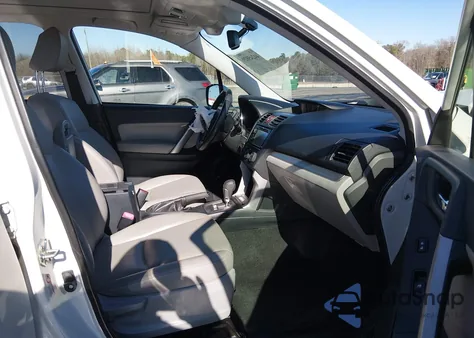 2015 Subaru Forester 2.5I Limited z USA, uszkodzony, nr VIN JF2SJARC3FH563158